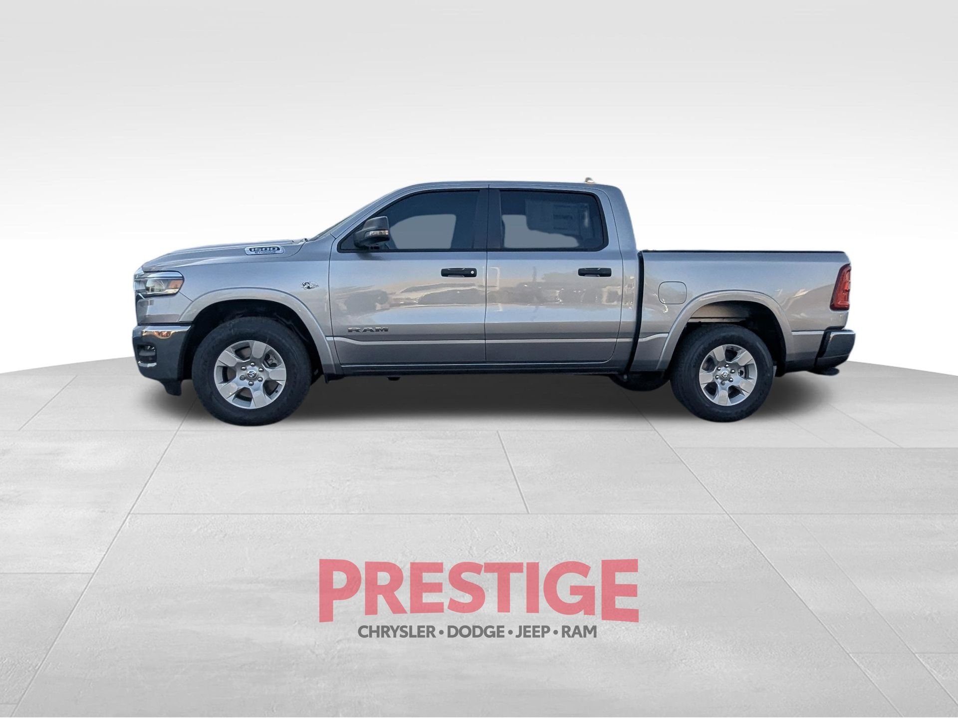 New 2026 Billet Silver Metallic Clearcoat RAM Big Horn/Lone Star image 9