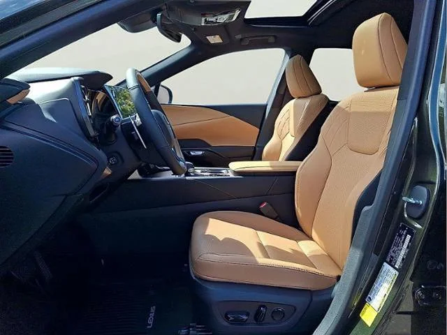 New 2026 Nori Green Pearl Lexus PREMIUM image 15