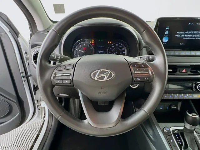 Used 2023 White Hyundai SEL image 12