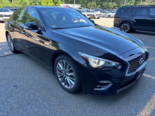 Used 2023 Black INFINITI LUXE image 1