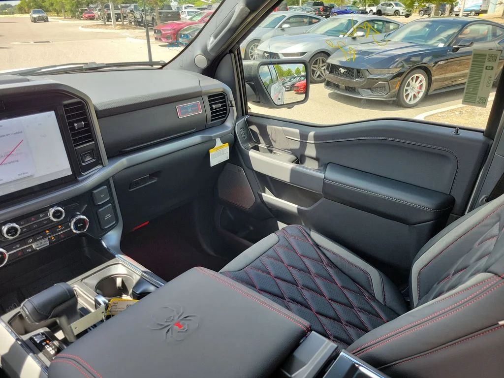 New 2026 Oxford White Ford XLT image 14