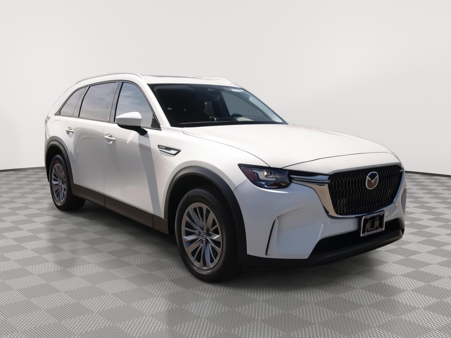 2024 Mazda CX-90 PHEV Preferred Package's photo