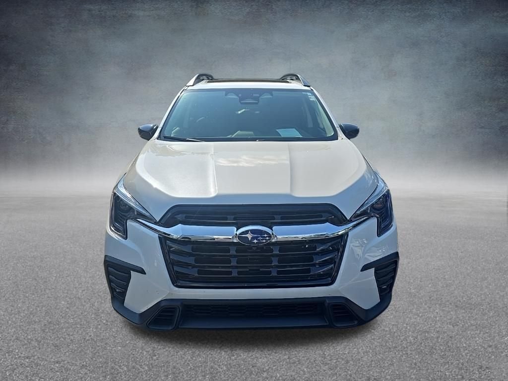 Used 2024 Crystal White Pearl Subaru Limited image 3