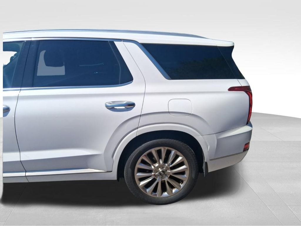 Used 2020 White Hyundai Limited image 13