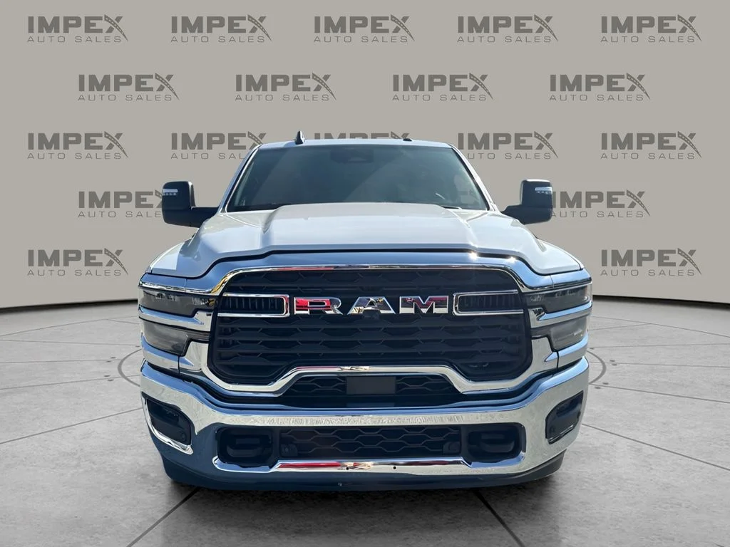 Used 2025 White Ram Big Horn image 8