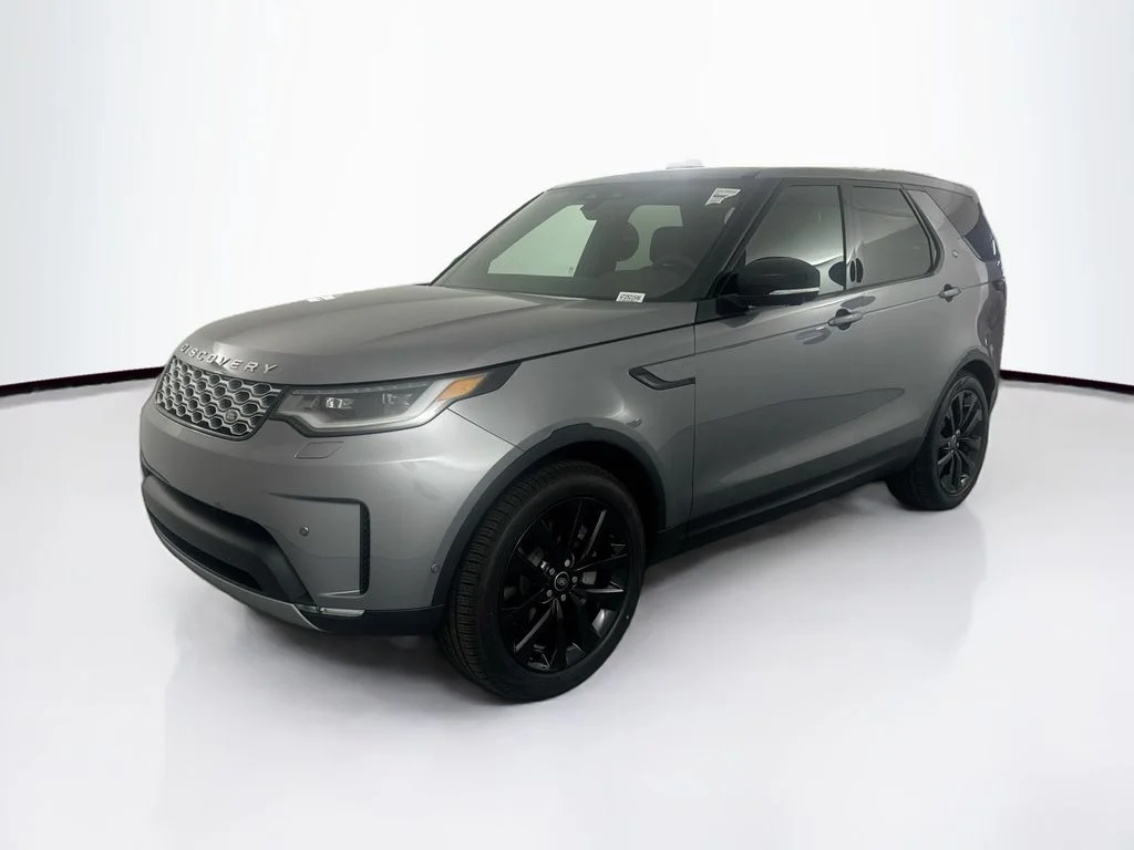 New 2026 Eiger Grey Land Rover S image 2