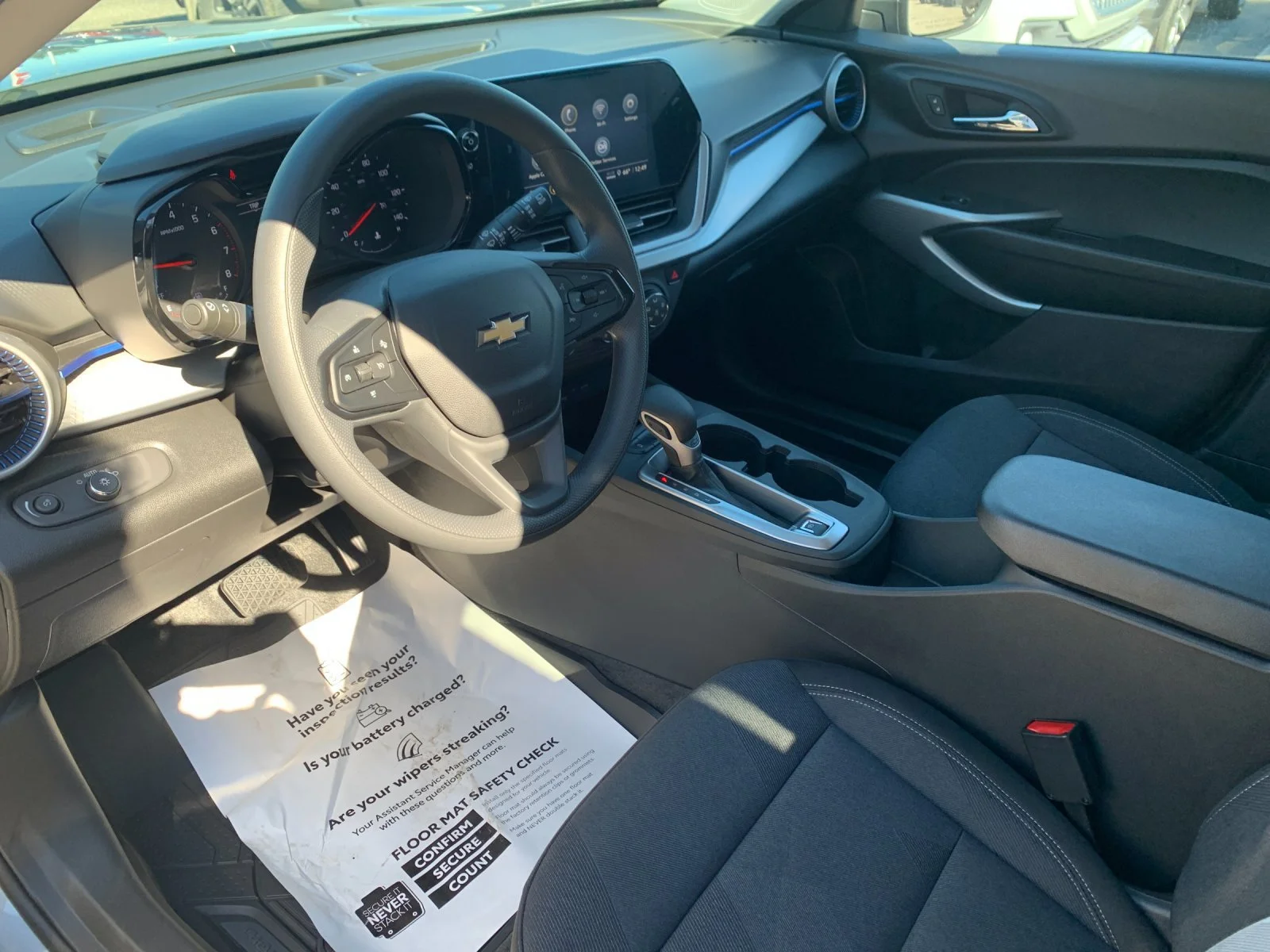 2026 Chevrolet Trax LS - Photo 10