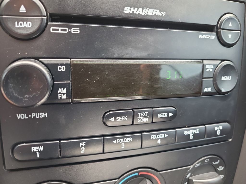 Used 2007 Red Ford V6 Deluxe image 25