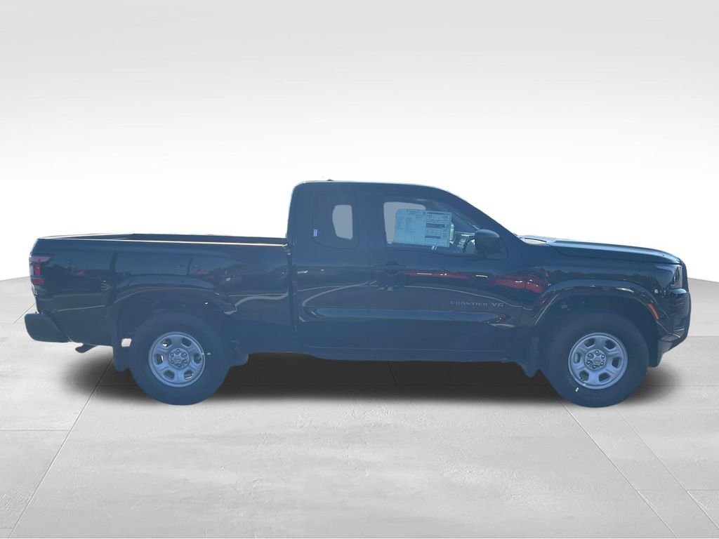 New 2027 Black Nissan S image 6