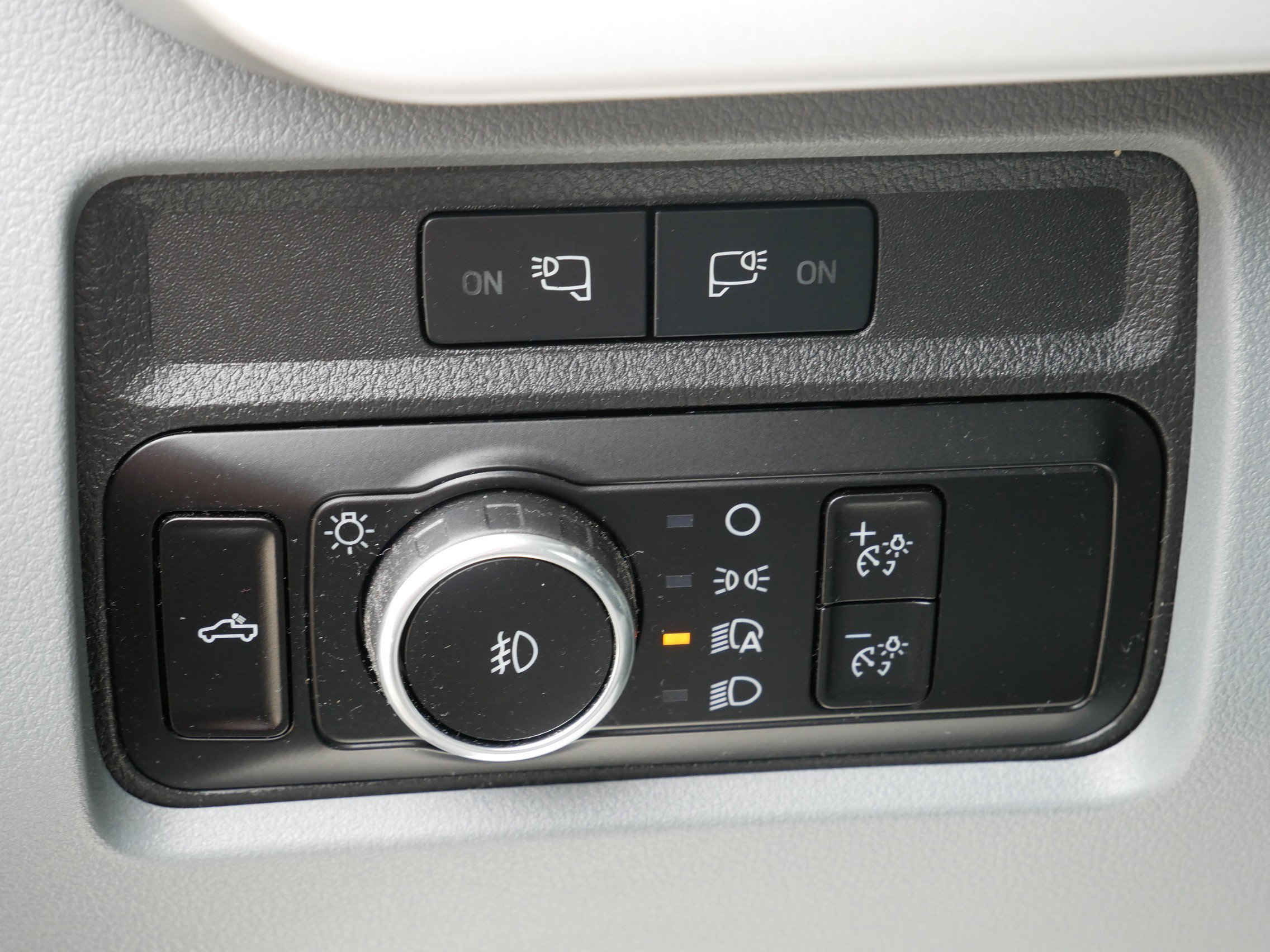 Used 2023 Blue Ford XLT image 14