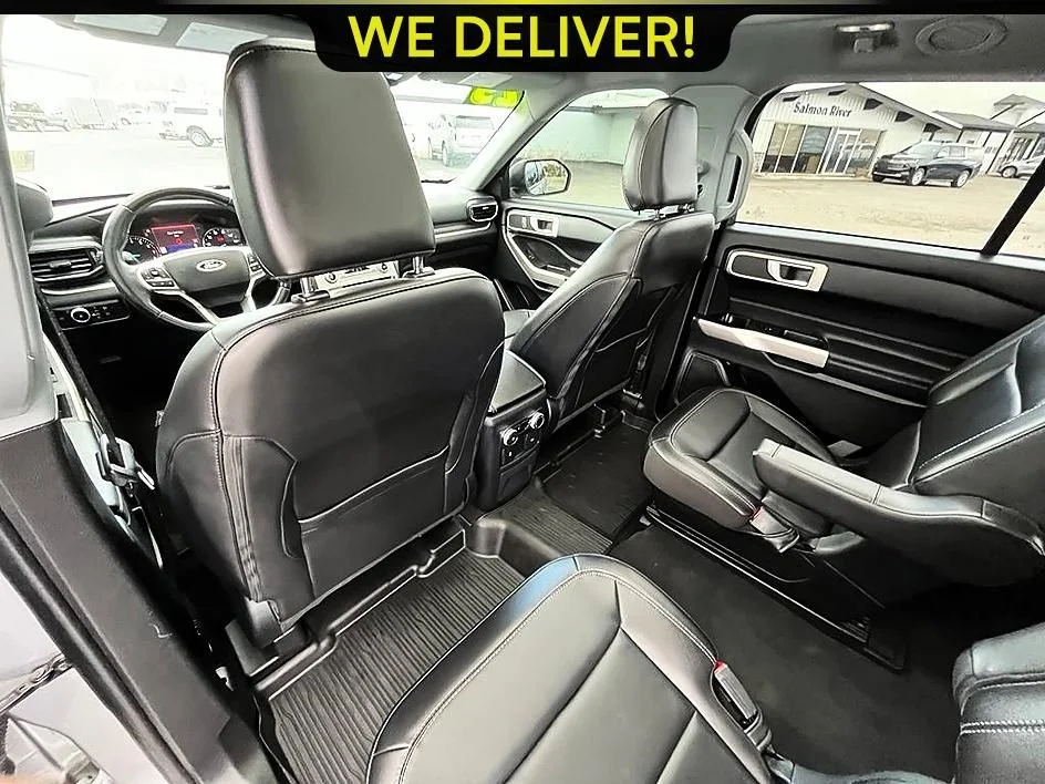 Used 2023 Silver Ford XLT image 15