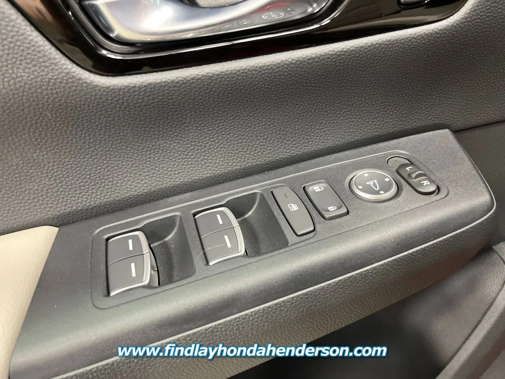 New 2026 Platinum White Pearl Honda EX-L image 13