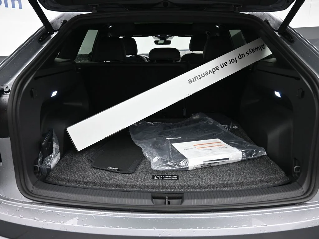 New 2026 Silver Mist Metallic Volkswagen 2.0T SEL R-Line Black image 10