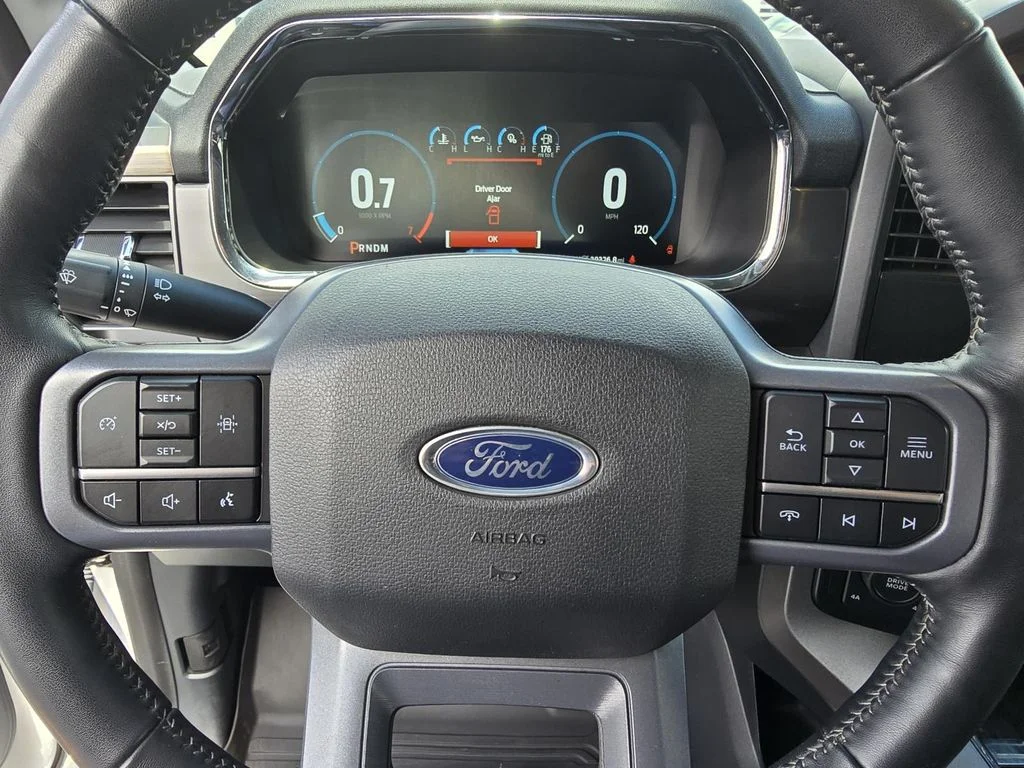 Used 2023 White Ford LARIAT image 13