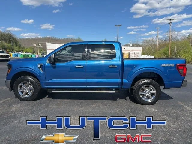 Used 2024 Blue Ford XLT image 8