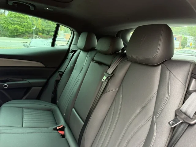Used 2024 Bianco Astro Metallic Maserati GT AWD image 17