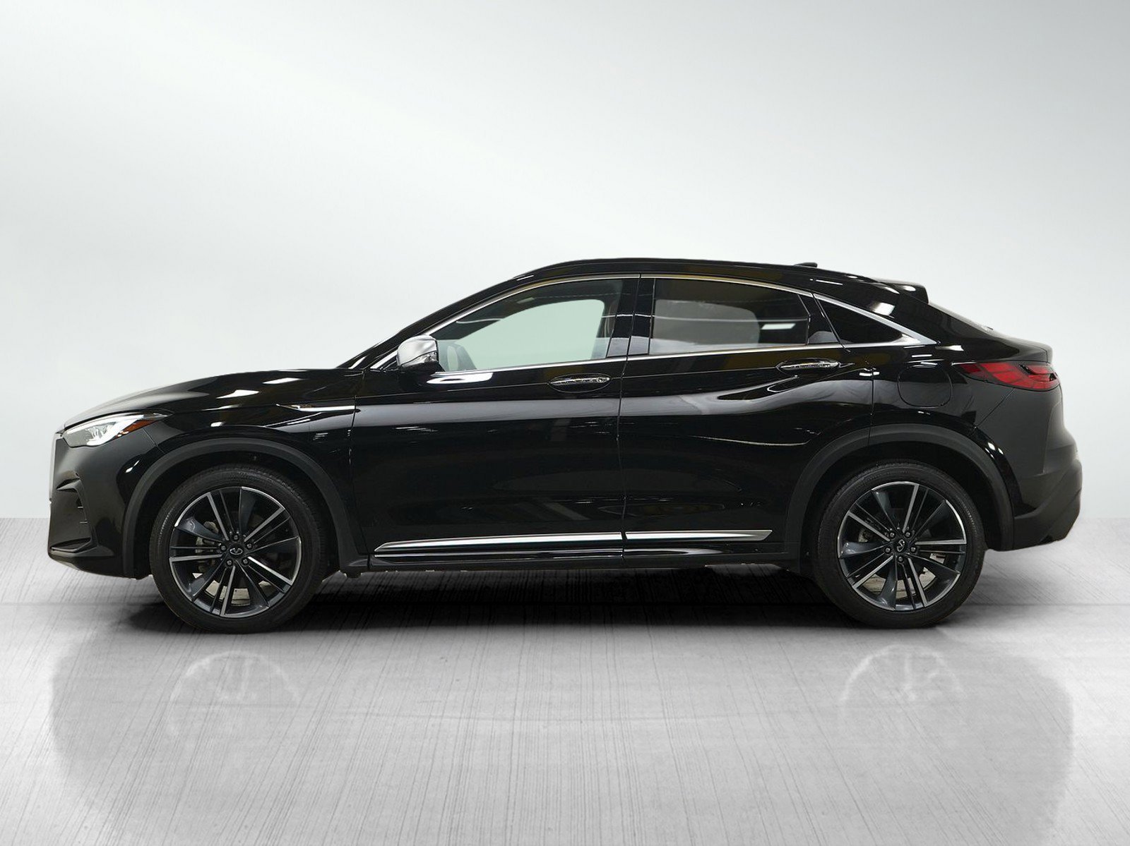 Used 2025 INFINITI QX55 Sensory with VIN 3PCAJ5LR6SF106658 for sale in Minneapolis, Minnesota