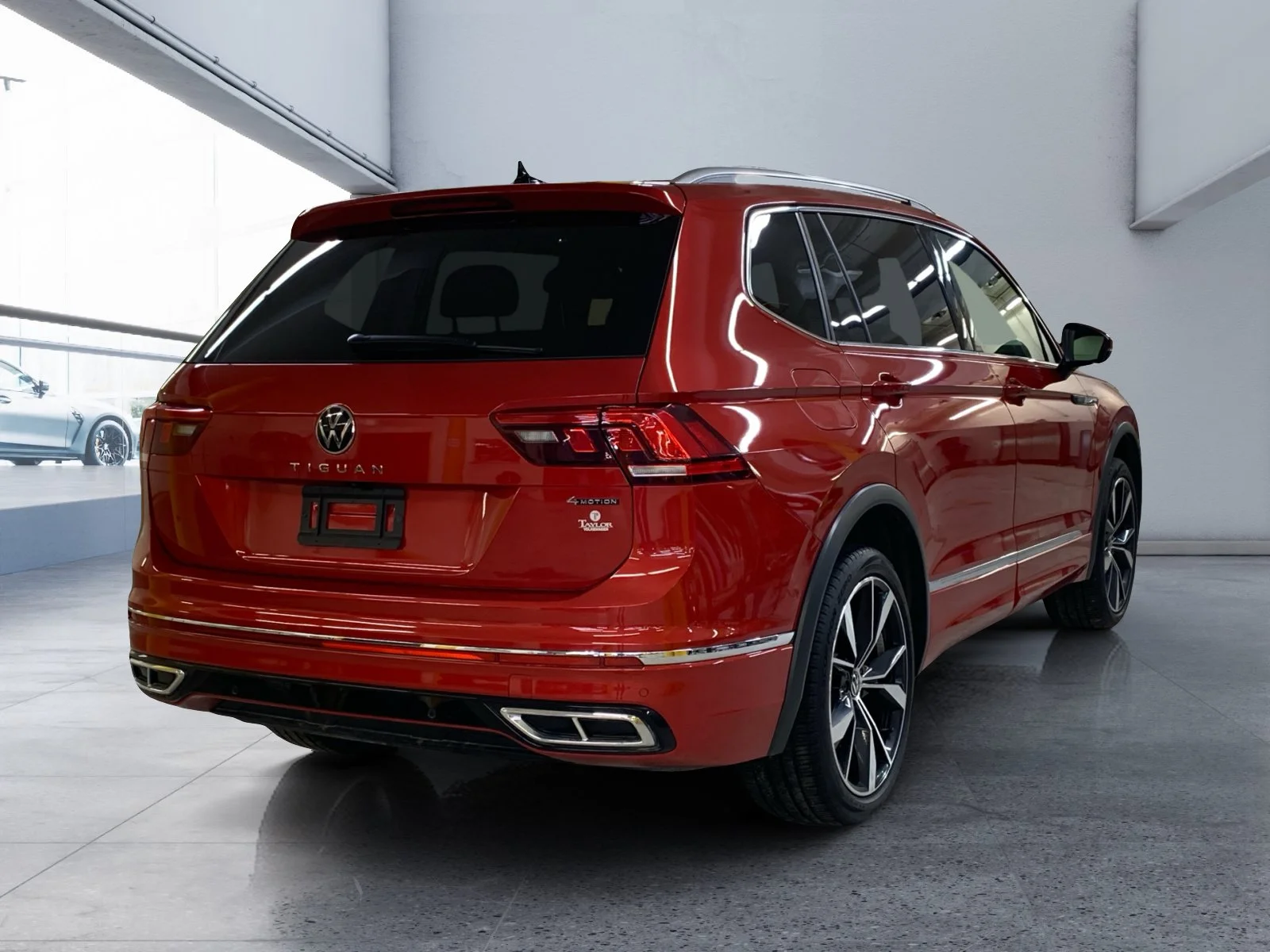 Used 2024 Red Volkswagen Highline R-Line image 5