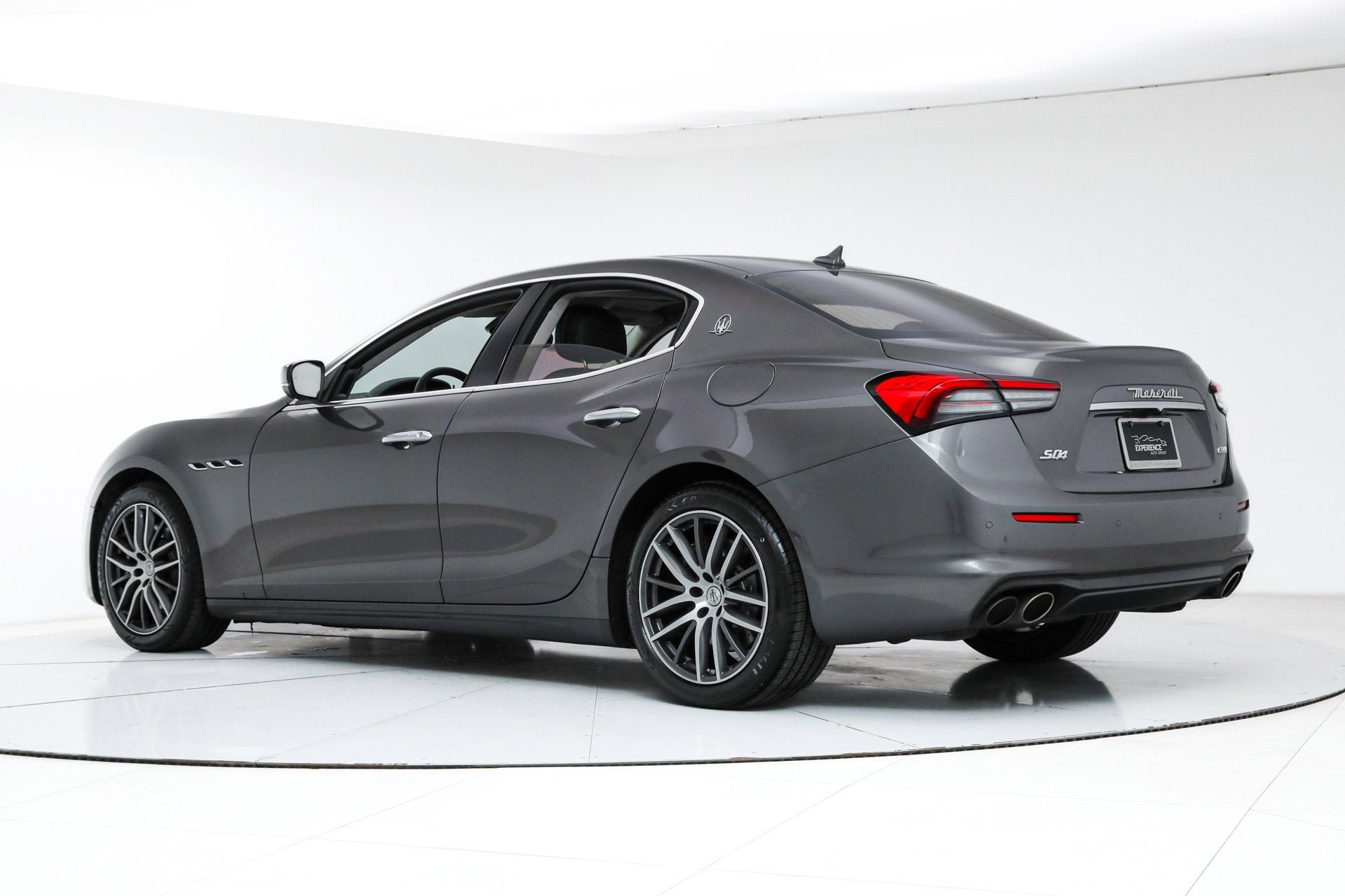 Used 2021 Gray Maserati S Q4 image 3