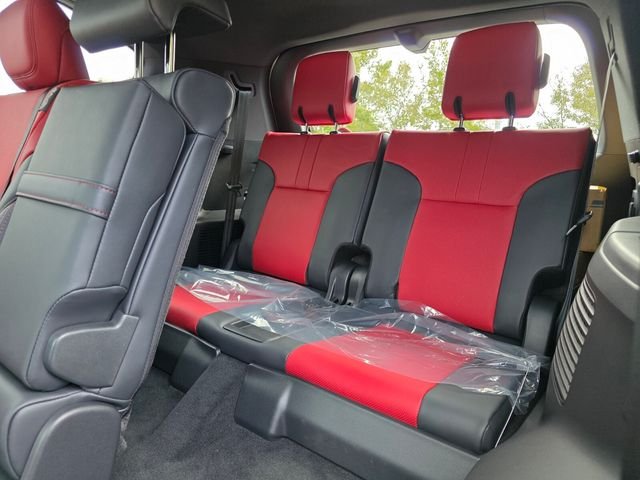 2025 Lexus LX 700h F-Sport - Photo 17