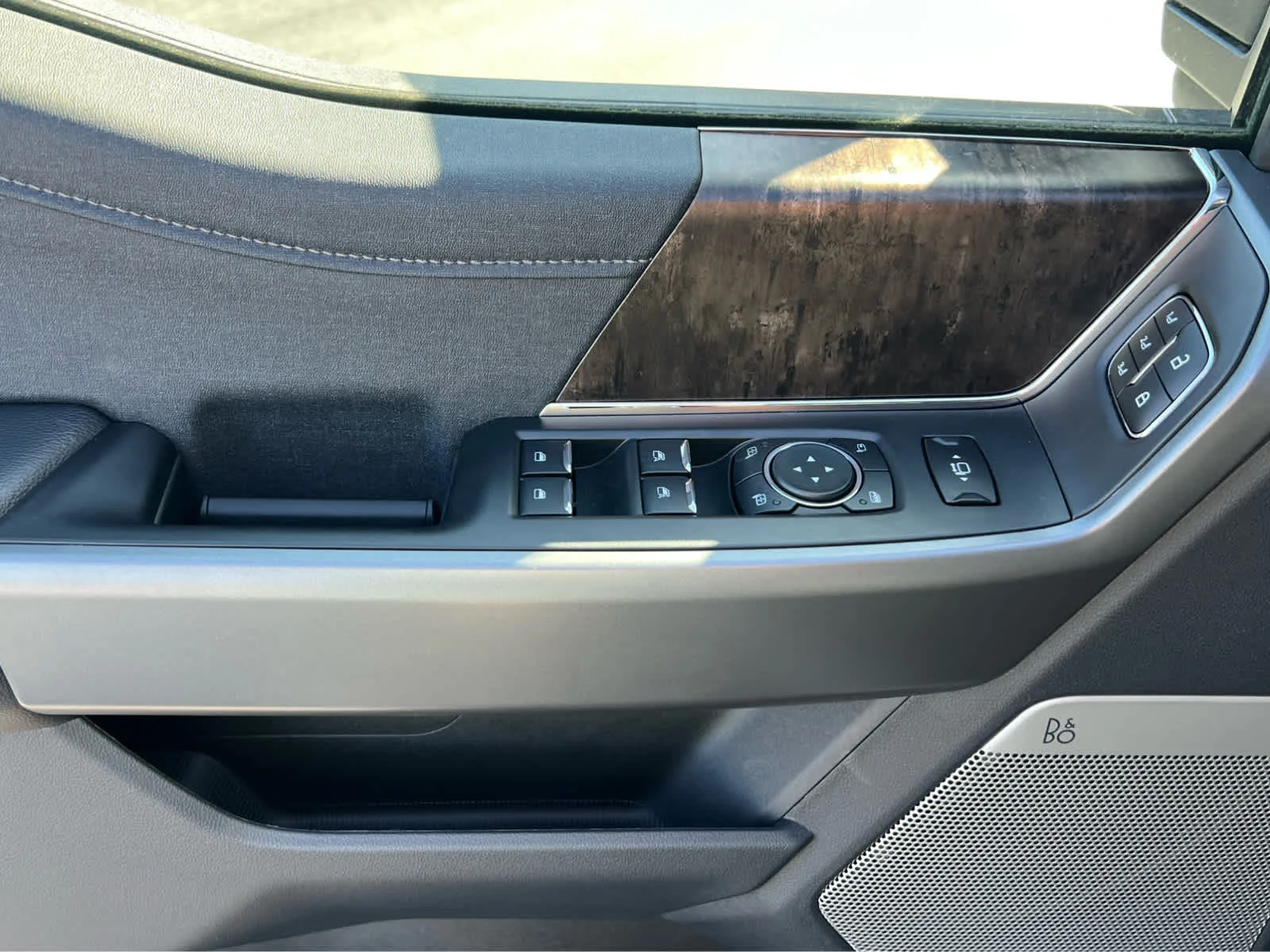 New 2026 Avalanche Ford F-350® Lariat® image 32