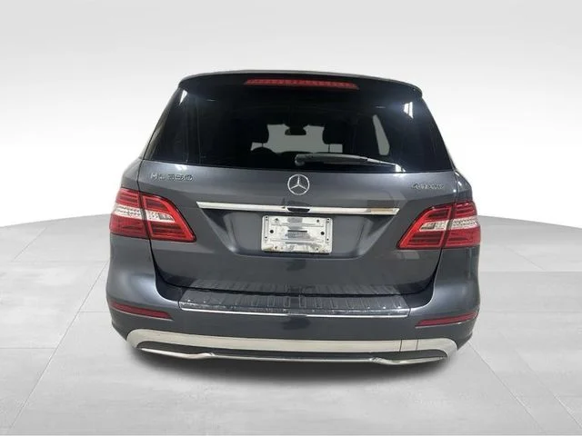 Used 2012  Mercedes-Benz ML 350 image 7