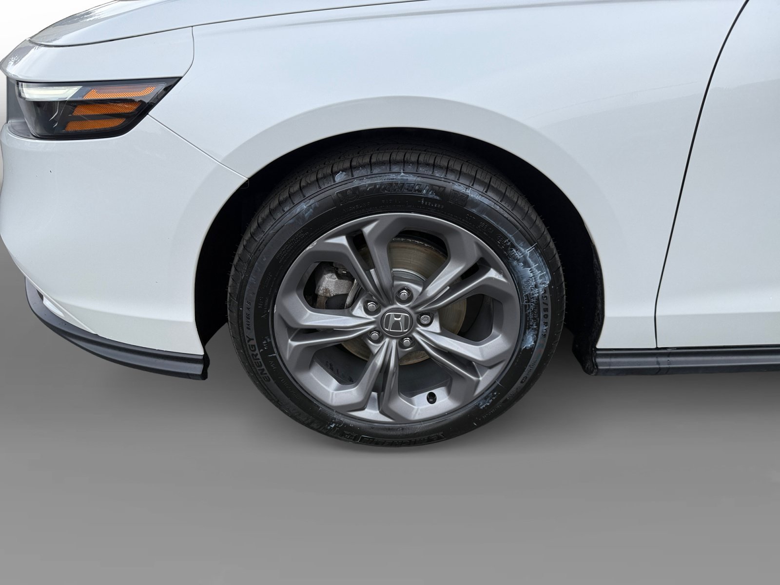 2024 Honda Accord EX - Photo 9