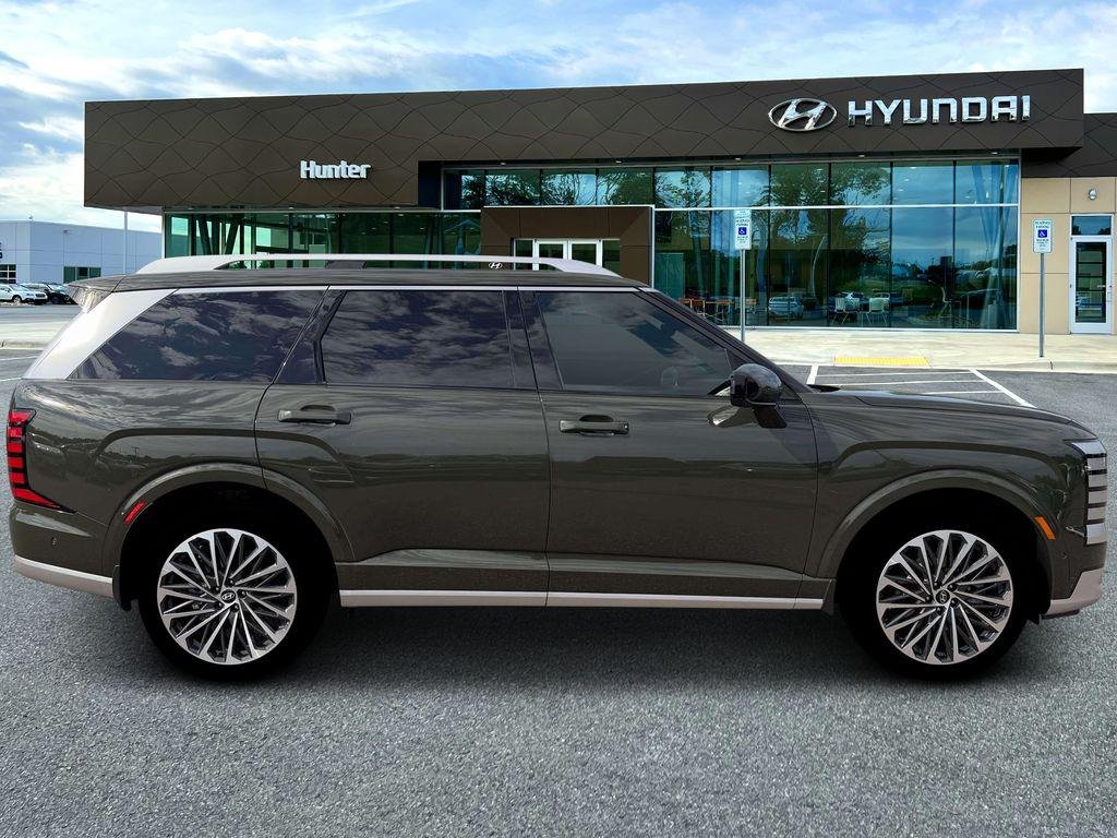 New 2026 Titan Green Hyundai Calligraphy image 9