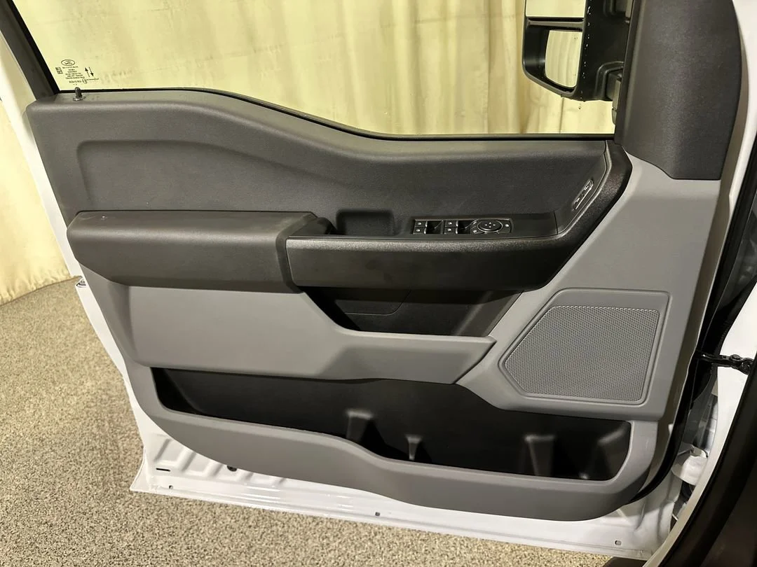 2026 Ford F-550 Super Duty Chassis Cab XL - Photo 16