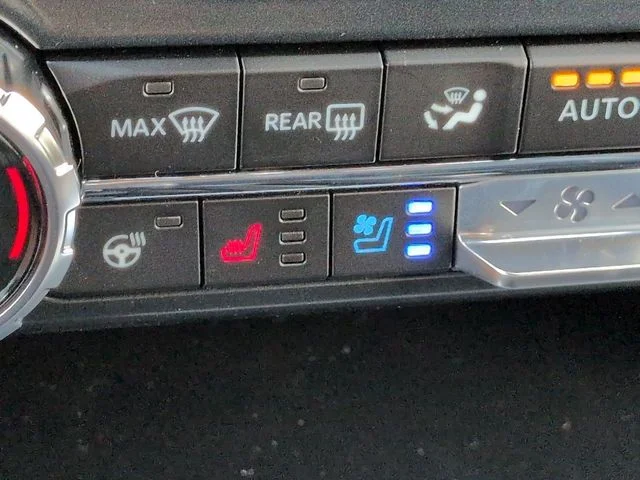 New 2026 Iconic Silver Metallic Ford Lariat® image 22