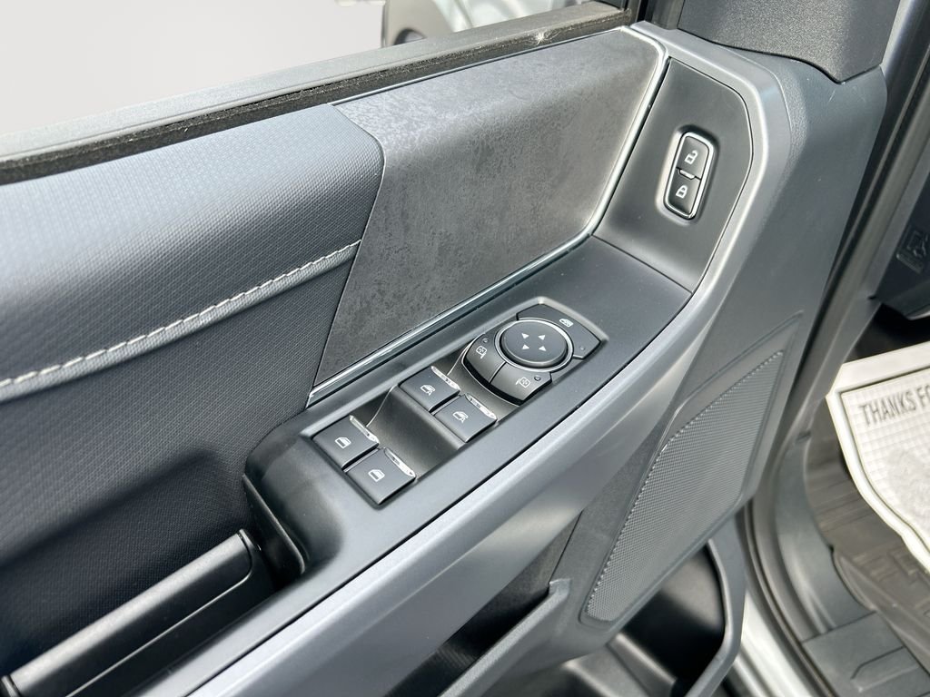 Used 2025 Silver Ford XLT image 22