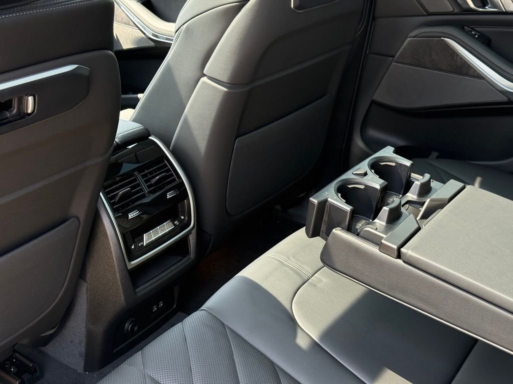 2026 BMW X5 50e - Photo 21