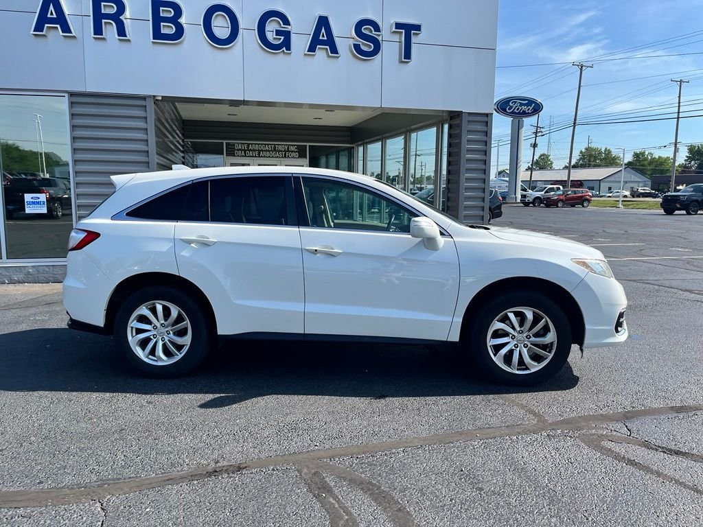 Used 2018  Acura Base image 8