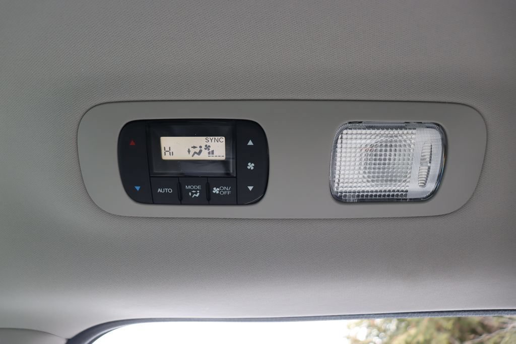 2026 Honda Odyssey EX-L - Photo 16