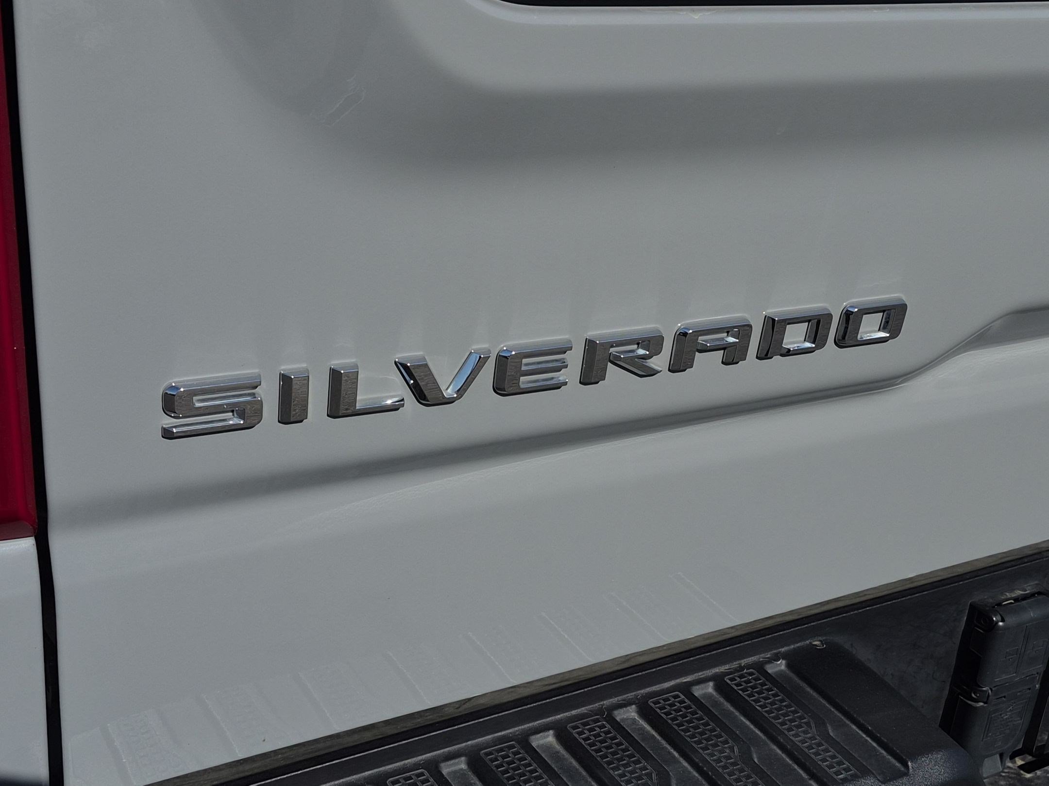 Certified Used 2024 Slate Gray Metallic Chevrolet ZR2 image 25