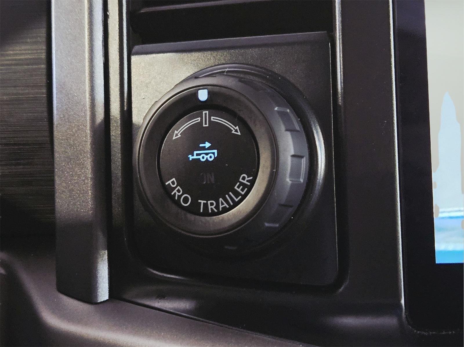 Used 2025 Atlas Blue FORD XLT image 35
