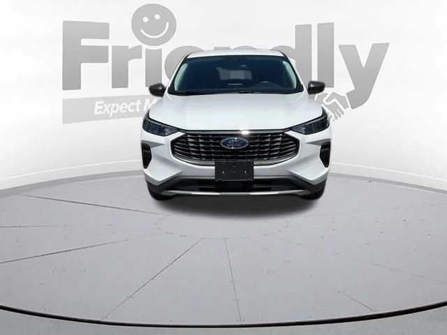 Used 2025 White Ford Active image 17