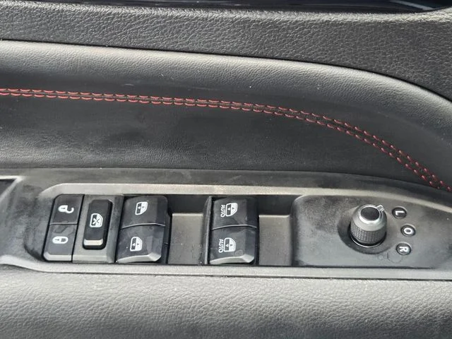 Used 2024 White Jeep Trailhawk image 31