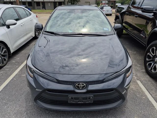 Used 2023 Underground Toyota LE image 2