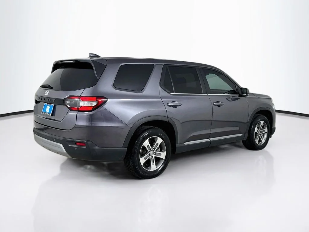 Certified Used 2025 Modern Steel Metallic Honda EX-L image 8