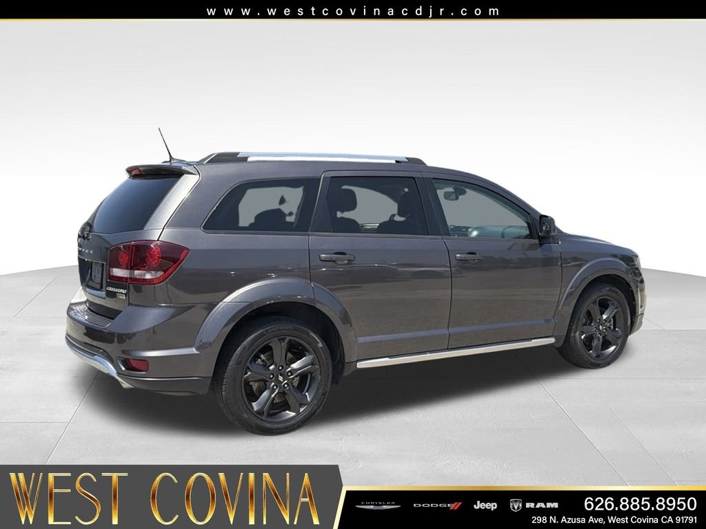 Used 2019 Gray Dodge Crossroad image 11
