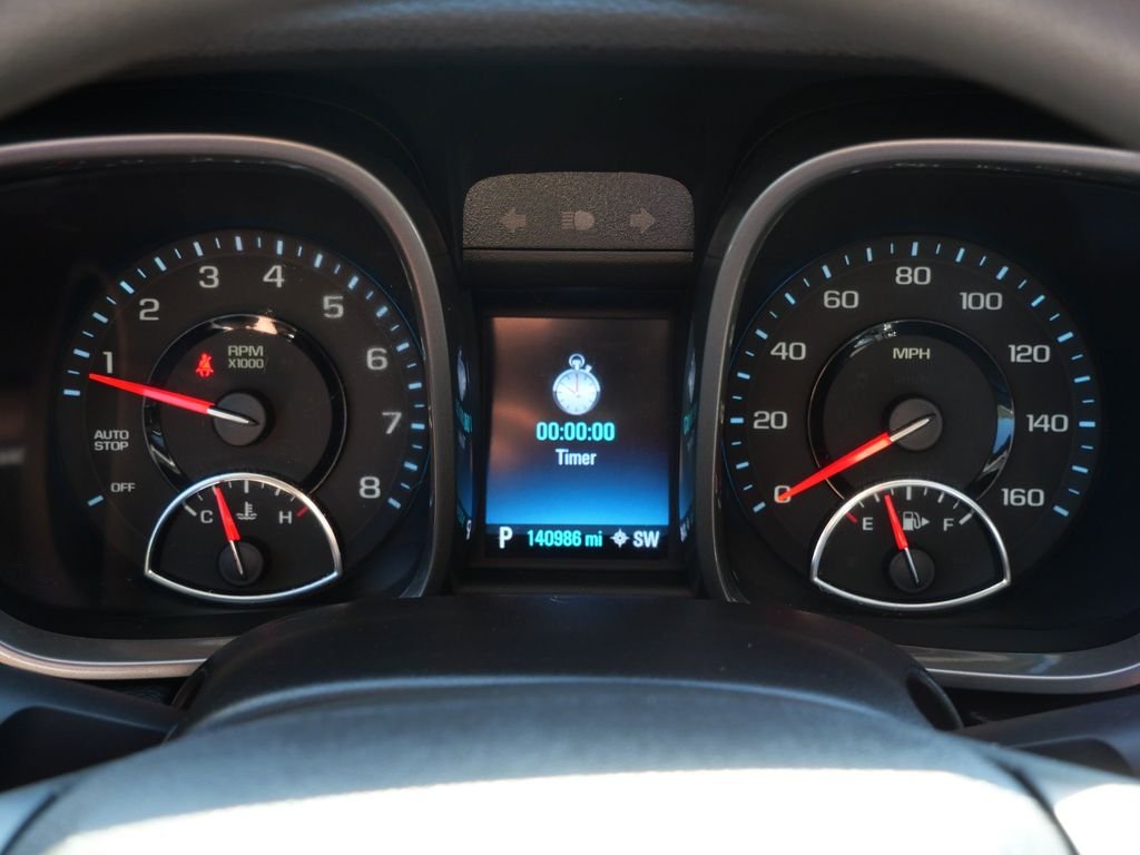 Used 2014 Silver Chevrolet LT image 24