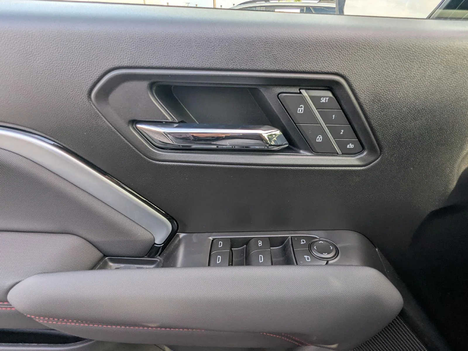 New 2026 Sterling Gray Metallic Chevrolet Z71 image 34