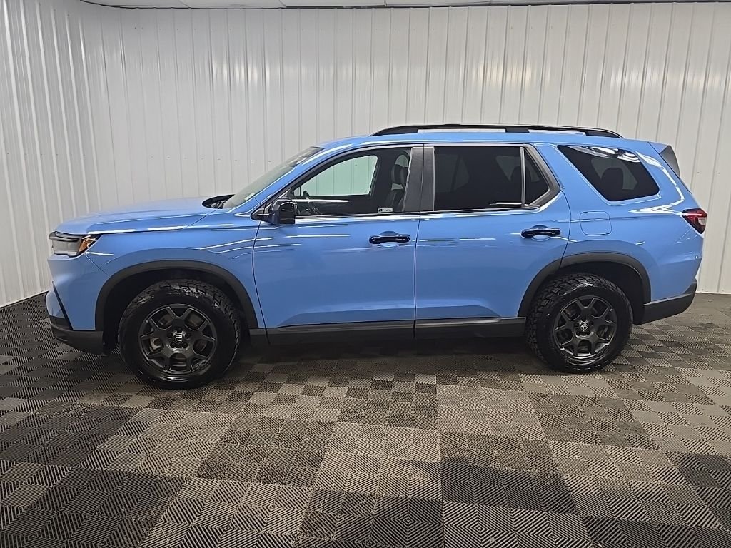 Used 2024  Honda TrailSport image 5