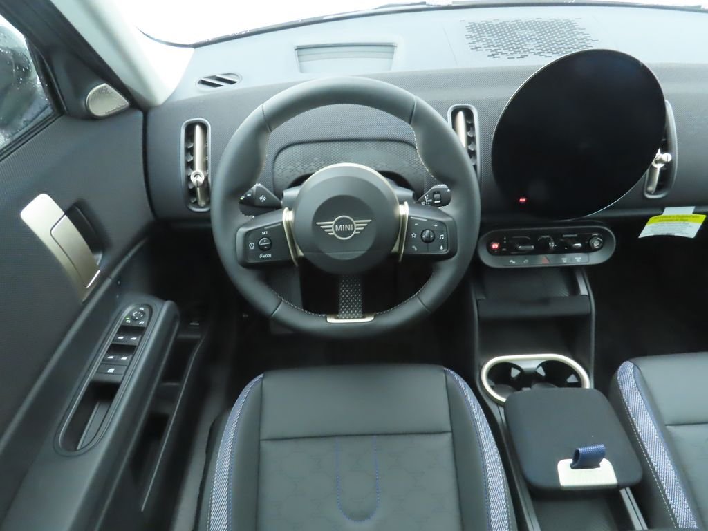 2025 MINI Countryman S - Photo 16