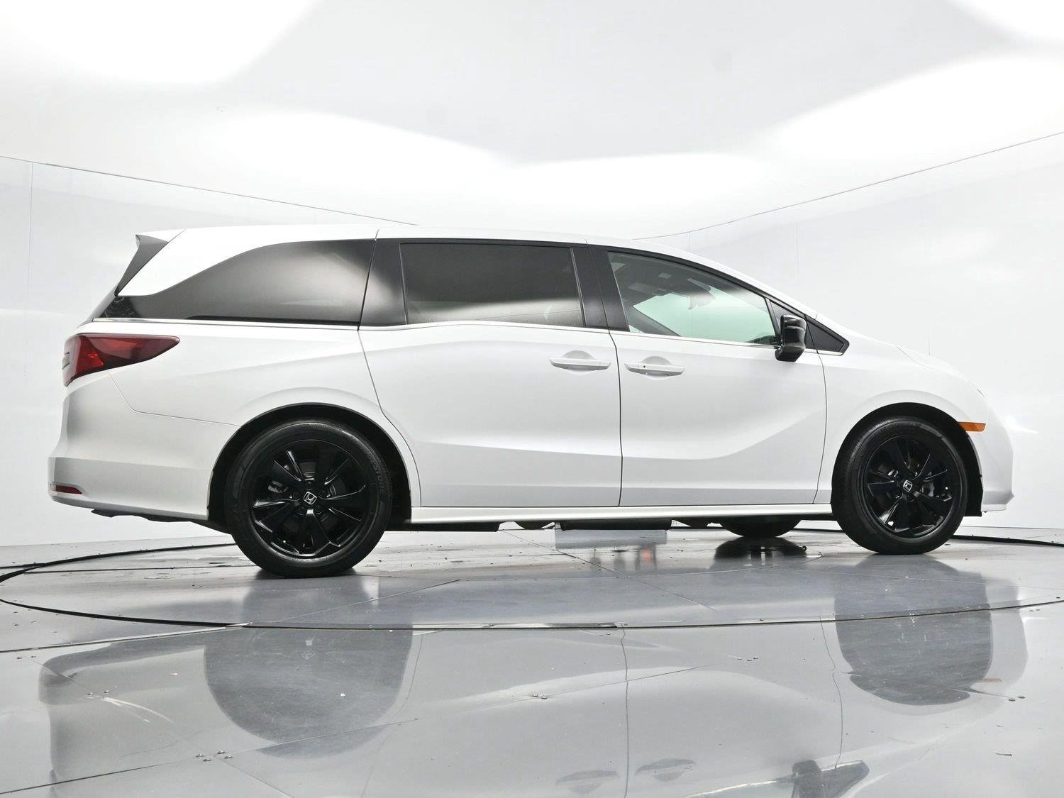 Used 2024 White Honda Sport image 47