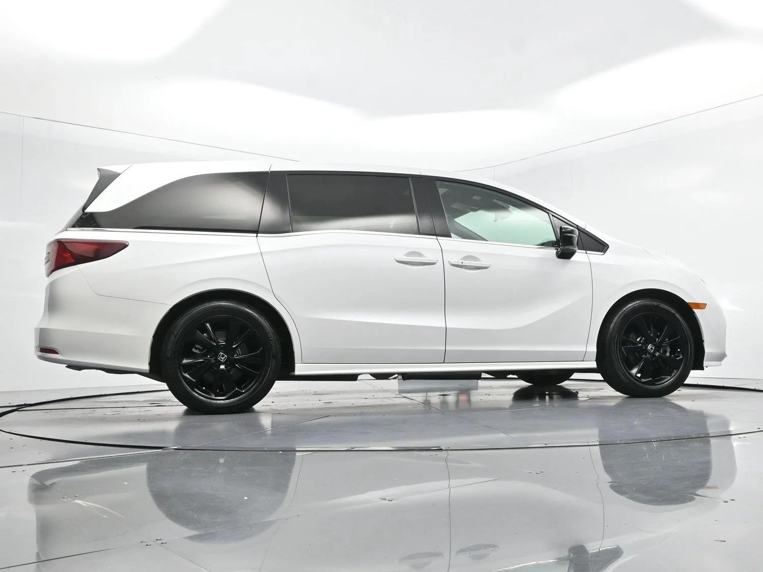 Used 2024 White Honda Sport image 47
