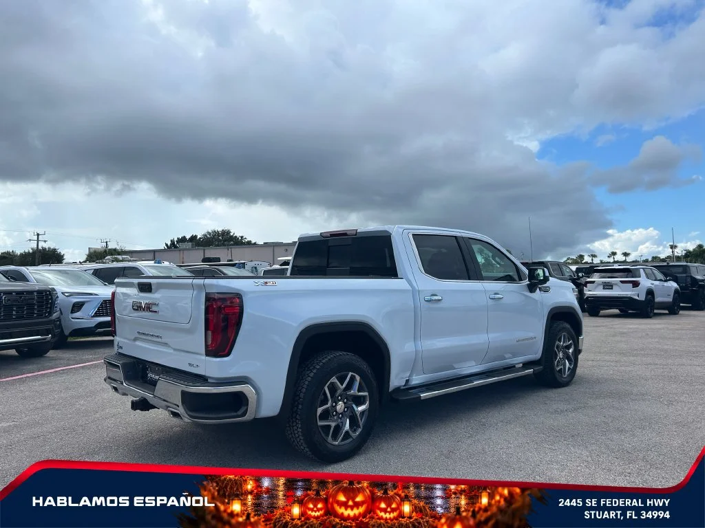 New 2026 Glacier White Tricoat GMC SLT image 7