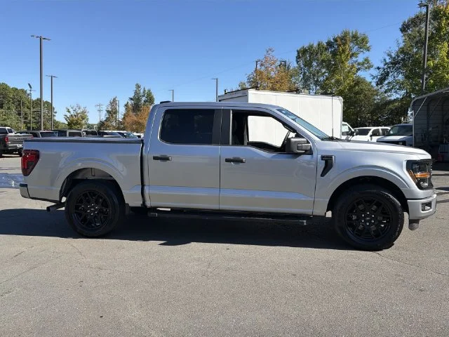 Used 2024 Silver Ford XLT image 13