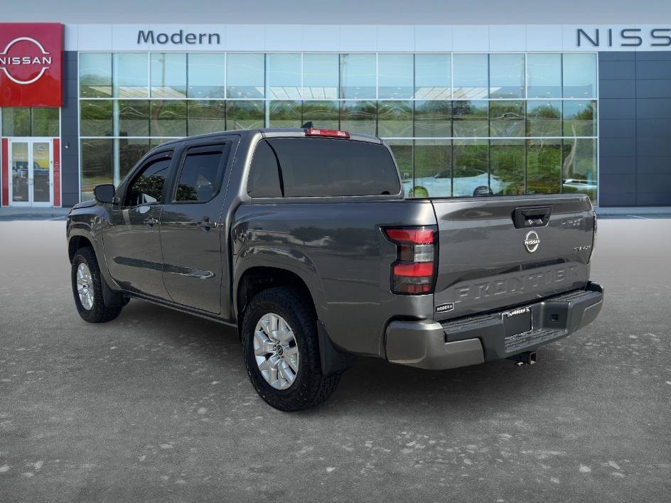 Used 2023 Gun Metallic Nissan SV image 7